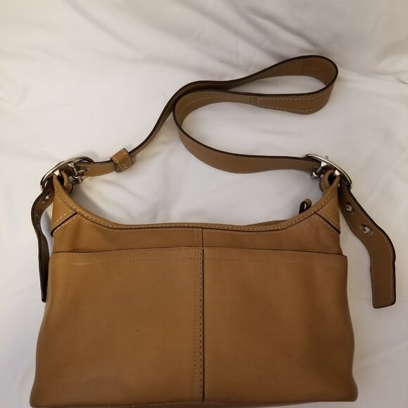 Authentic Coach Leather Caramel Brown Hobo or Crossbody Convertible Purse - Picture 2 of 11